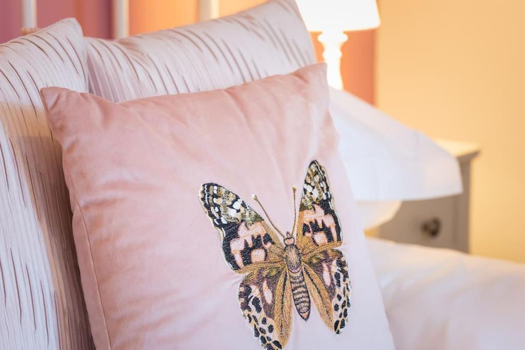 *Brand New* Olive Grove Cottage ทอร์คิ ภายนอก รูปภาพ
