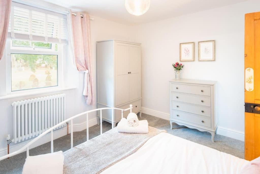 *Brand New* Olive Grove Cottage ทอร์คิ ภายนอก รูปภาพ